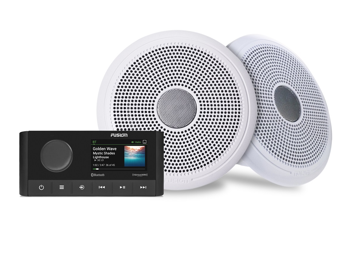 Fusion MSRA210KCW Bundle MSRA210 Stereo with Pair XS Classic Speakers