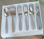 Camco 43503 Adjustable Cutlery Traywht.