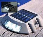 Dock Edge 96255F Solar Dock & Deck Light